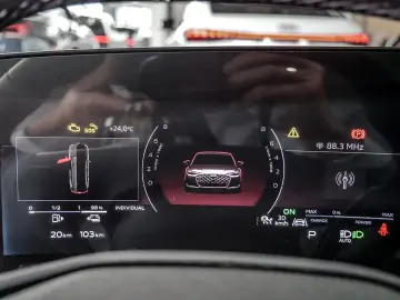 AUDI A6 Limousine e-hybrid quattro S tronic PANO 360