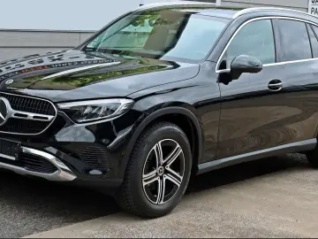 Mercedes-Benz GLC 220d 4Matic    Finanțare Leasing