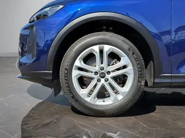 AUDI Q5 TFSI quattro S-tronic  AHK KAMERA OPTIK LED