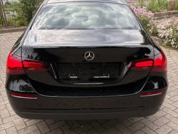 MERCEDES-BENZ A 180  Limousine Kamera Dig.Tacho LED