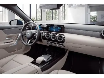 MERCEDES-BENZ A 250 e Limousine Ambi MBUX Progressive AR AUT