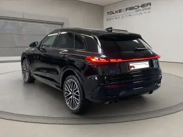 AUDI Q5 2.0 TDI quattro W ACC AHK AUT Navi Virtual LM