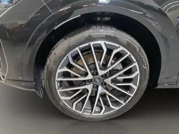 AUDI Q5 2.0 TDI quattro W ACC AHK AUT Navi Virtual LM