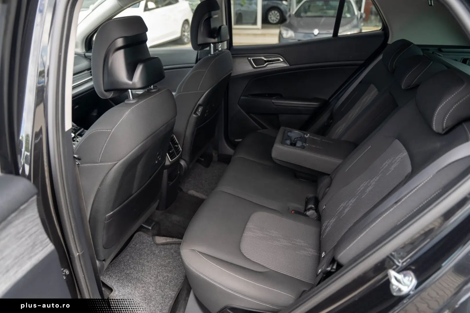 KIA Sportage 2023 — imagine 17