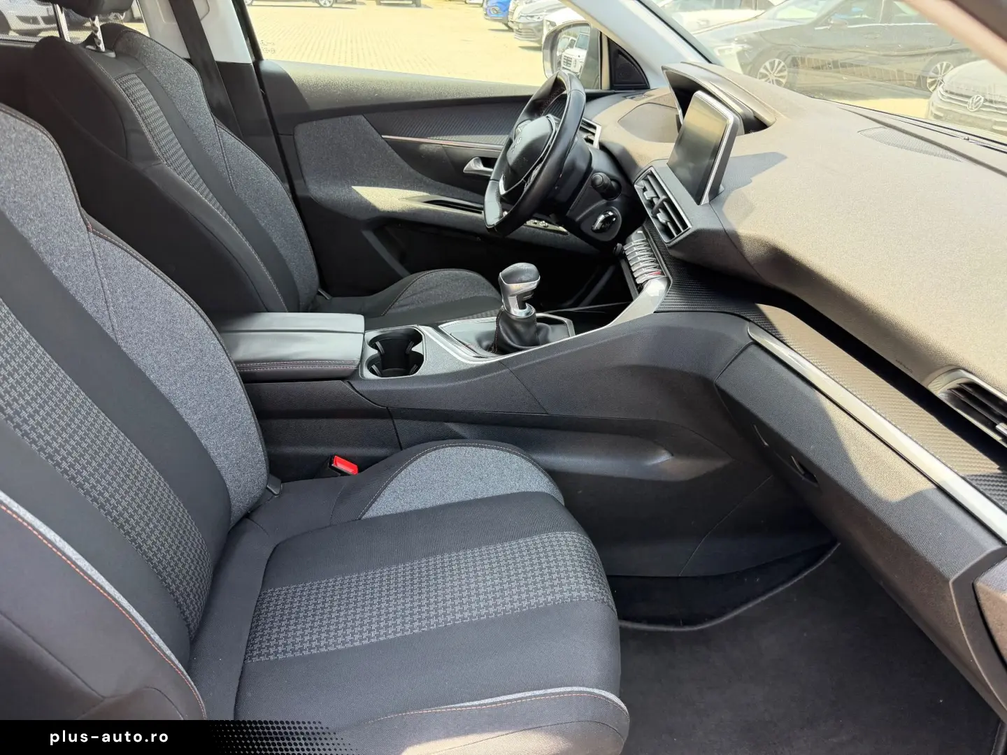 PEUGEOT 5008 2017 — imagine 14