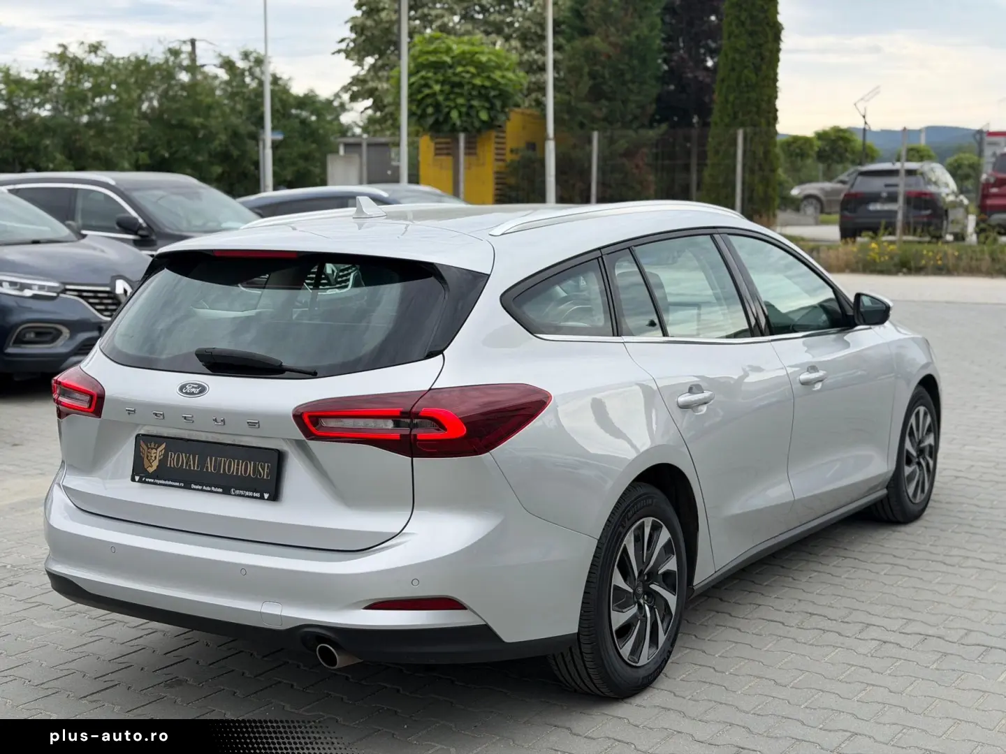 FORD Focus 2023 — imagine 4