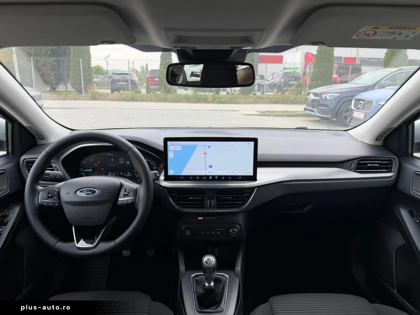 FORD Focus 2023 — imagine 6