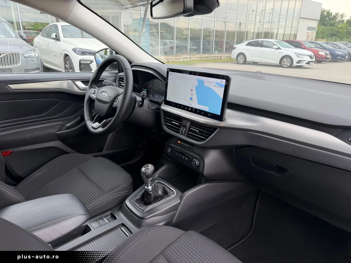 FORD Focus 2023 — imagine 7