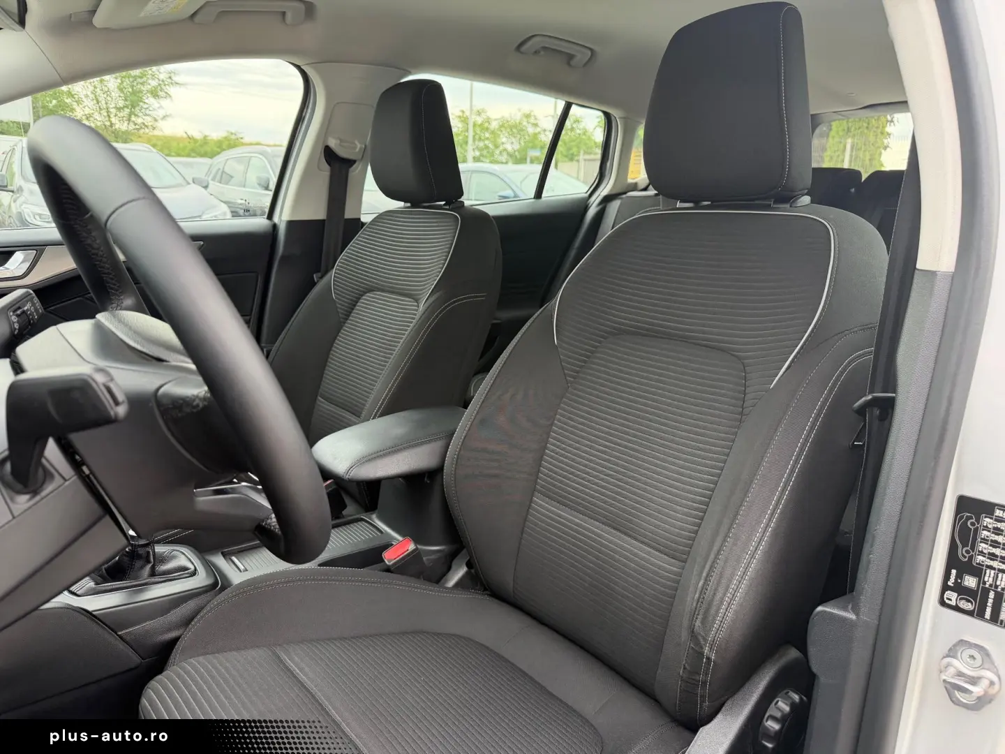 FORD Focus 2023 — imagine 12