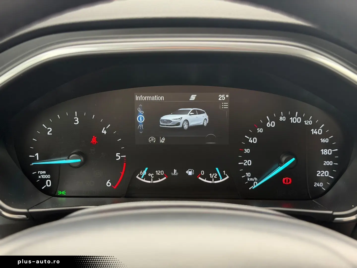 FORD Focus 2023 — imagine 37