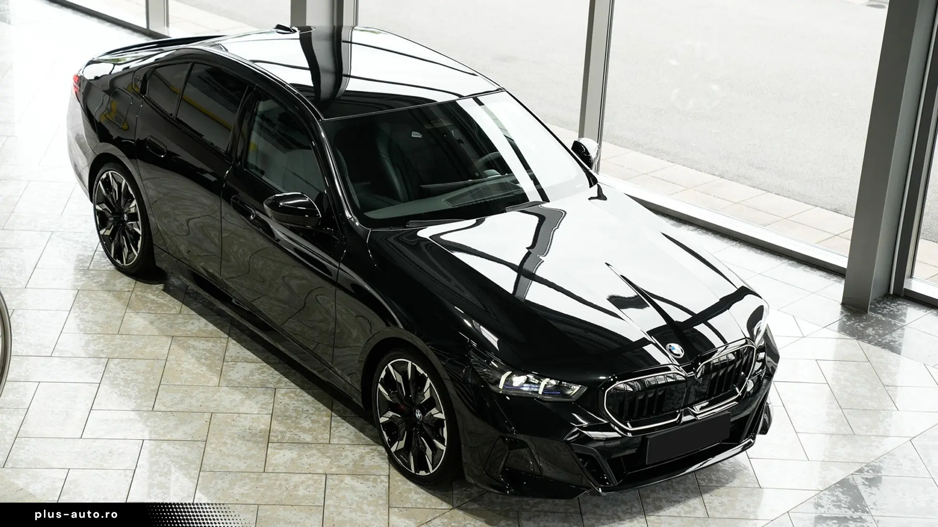 BMW 540d xDrive M Sport PRO 21” Vent B&W   Finanțare Leasing