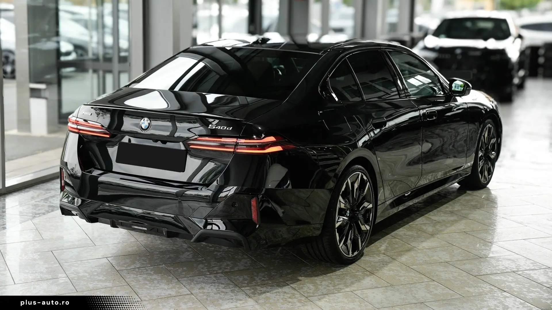 BMW 540d xDrive M Sport PRO 21” Vent B&W   Finanțare Leasing