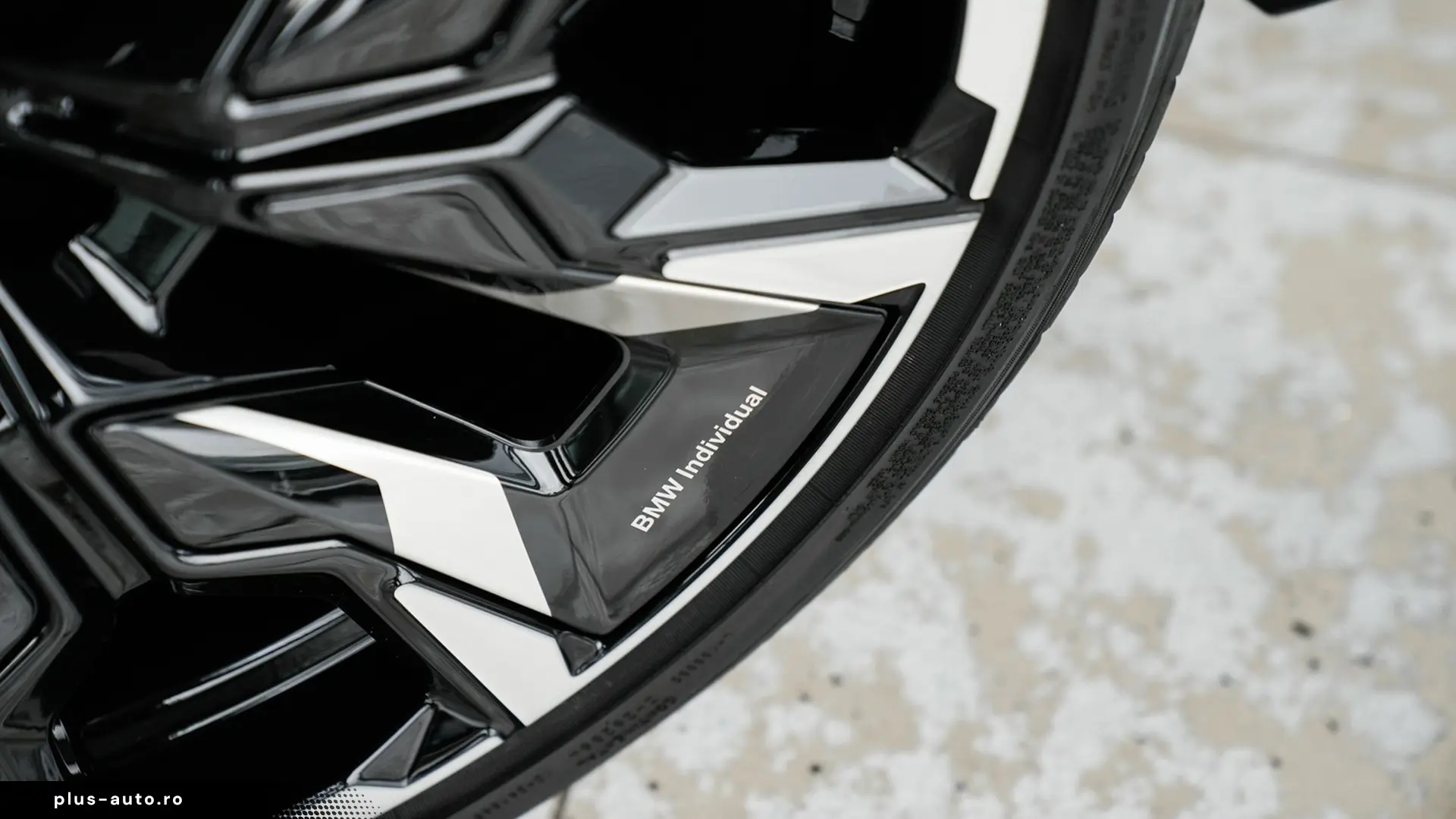 BMW 540d xDrive M Sport PRO 21” Vent B&W   Finanțare Leasing