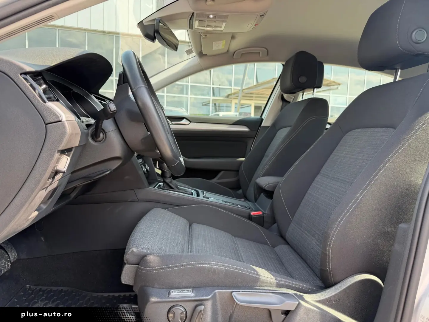 VOLKSWAGEN Passat 2021 — imagine 16