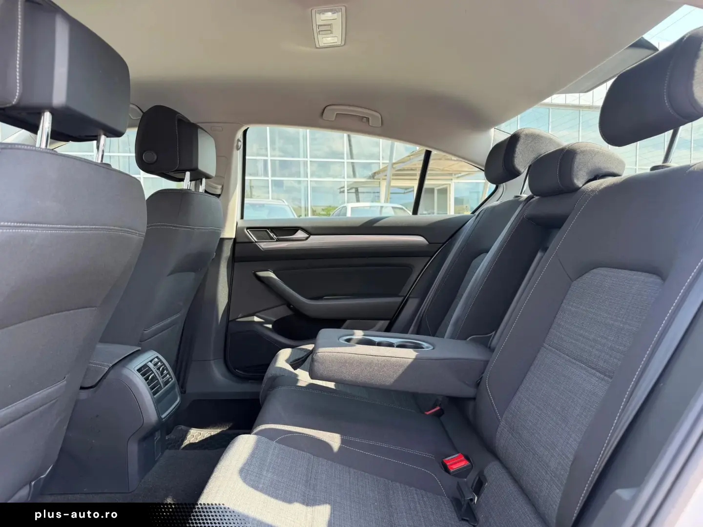 VOLKSWAGEN Passat 2021 — imagine 19