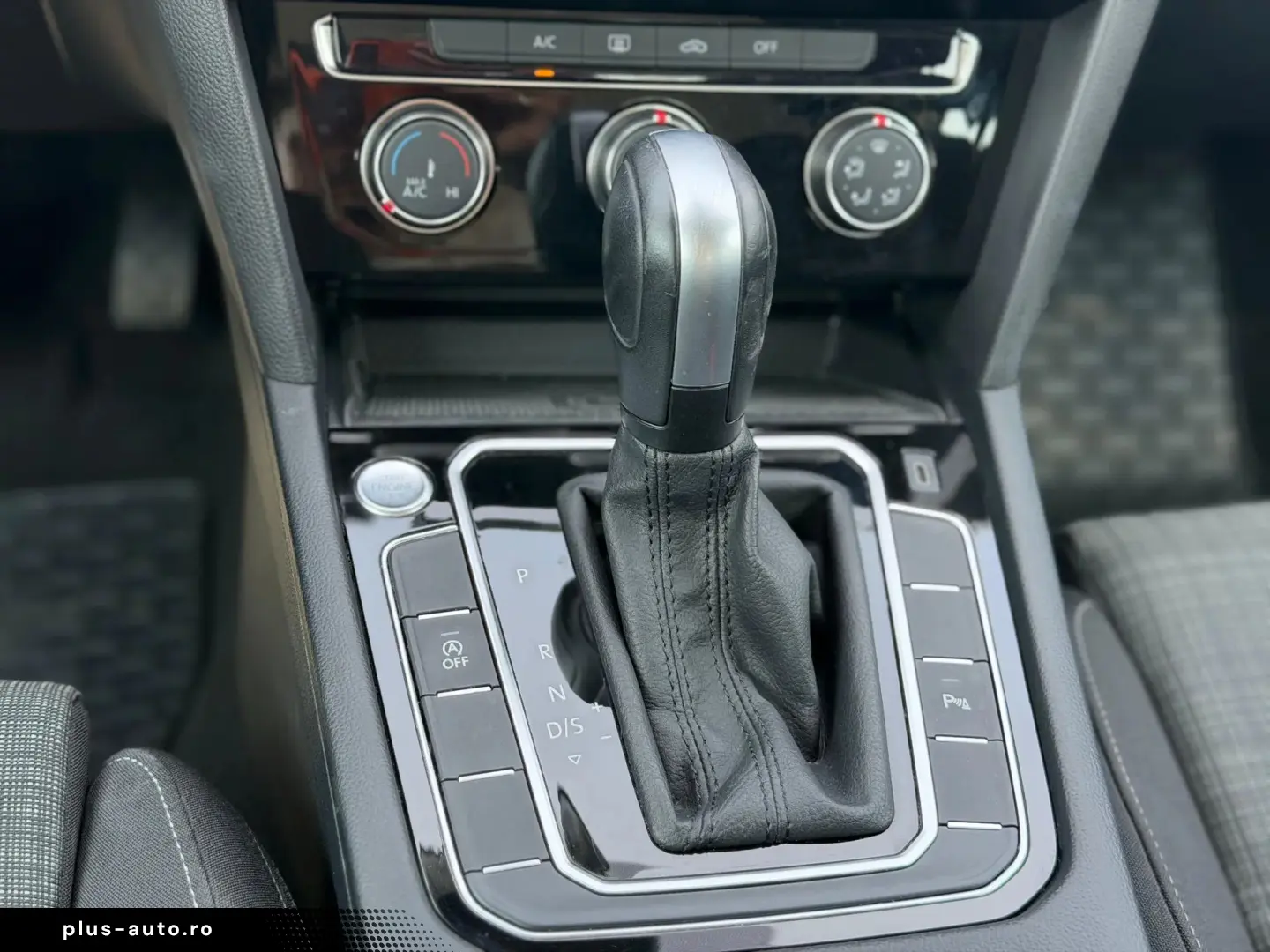 VOLKSWAGEN Passat 2021 — imagine 21