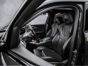 BMW XM Individual Massage B&W