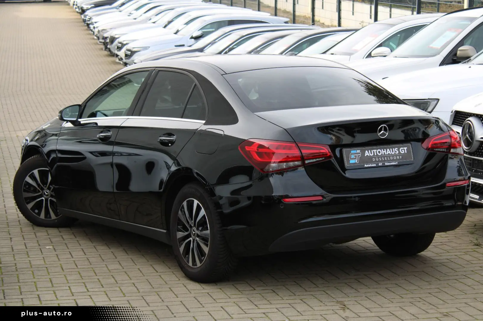 MERCEDES-BENZ A-Class 2022 — imagine 4