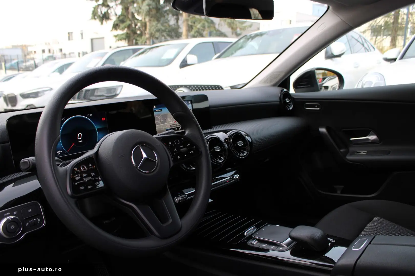MERCEDES-BENZ A-Class 2022 — imagine 9