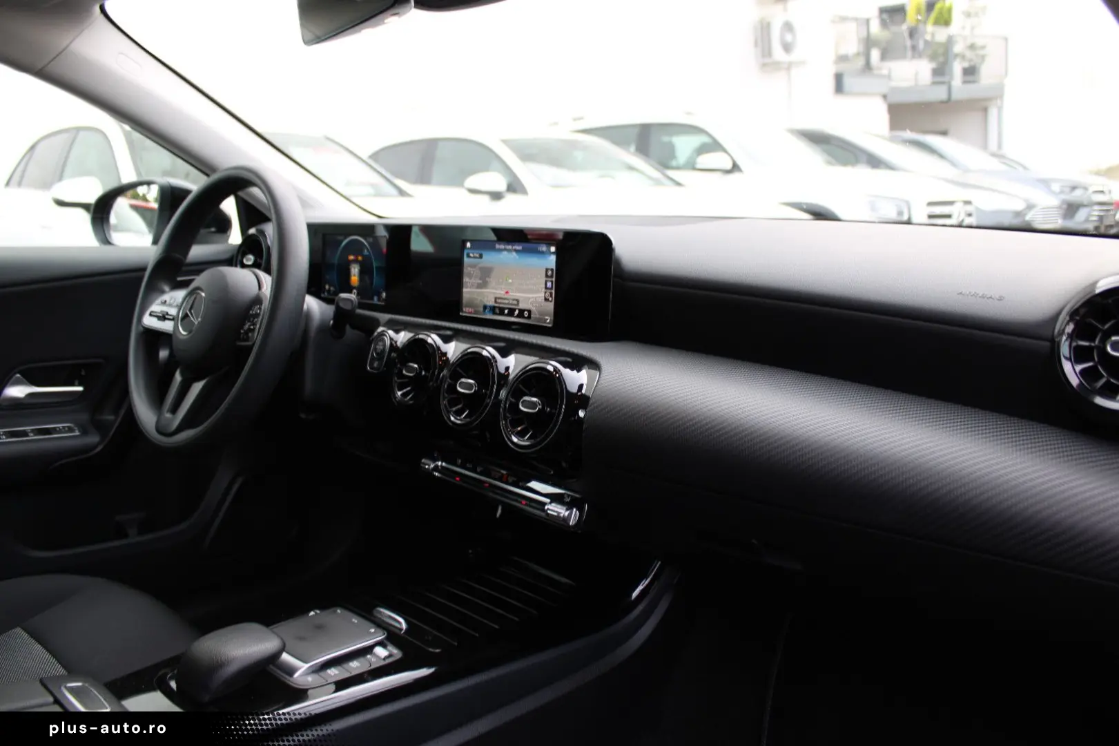 MERCEDES-BENZ A-Class 2022 — imagine 10