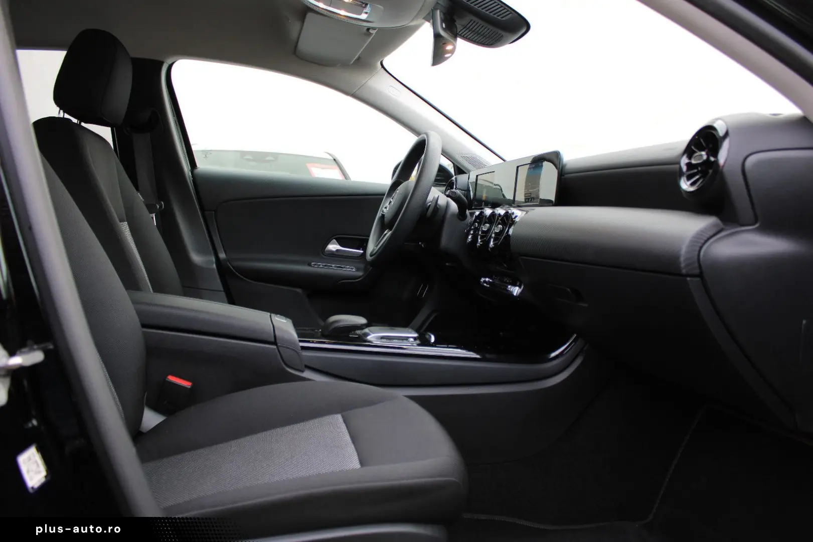 MERCEDES-BENZ A-Class 2022 — imagine 11