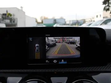 MERCEDES-BENZ A 200d DCT 4Matic Limousine Navi Kamer…