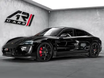 PORSCHE Taycan GTS