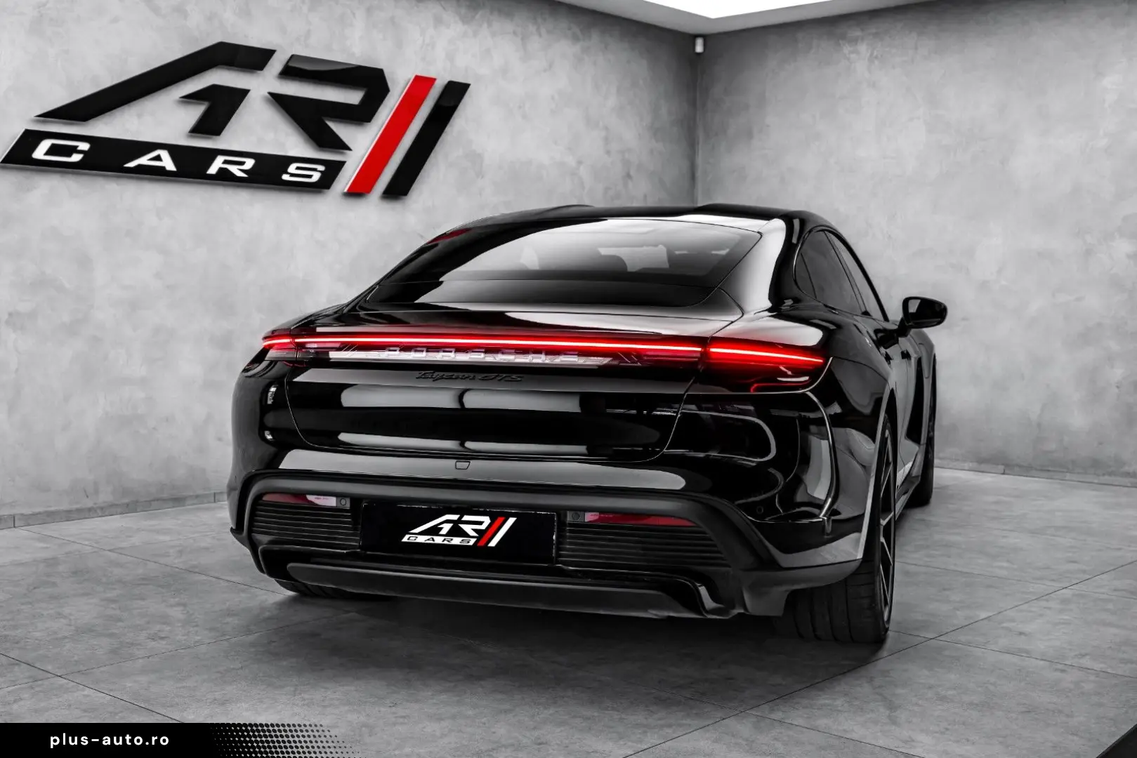 PORSCHE Taycan 2022 — imagine 5