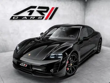 PORSCHE Taycan GTS