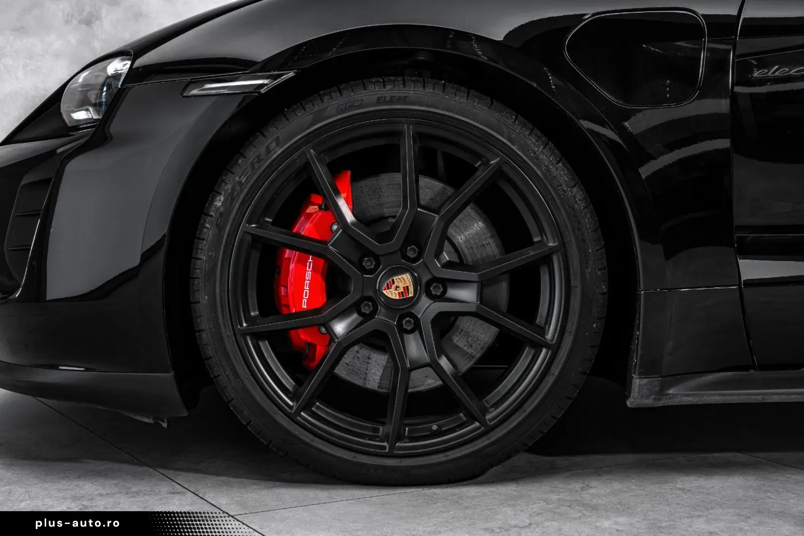 PORSCHE Taycan 2022 — imagine 10
