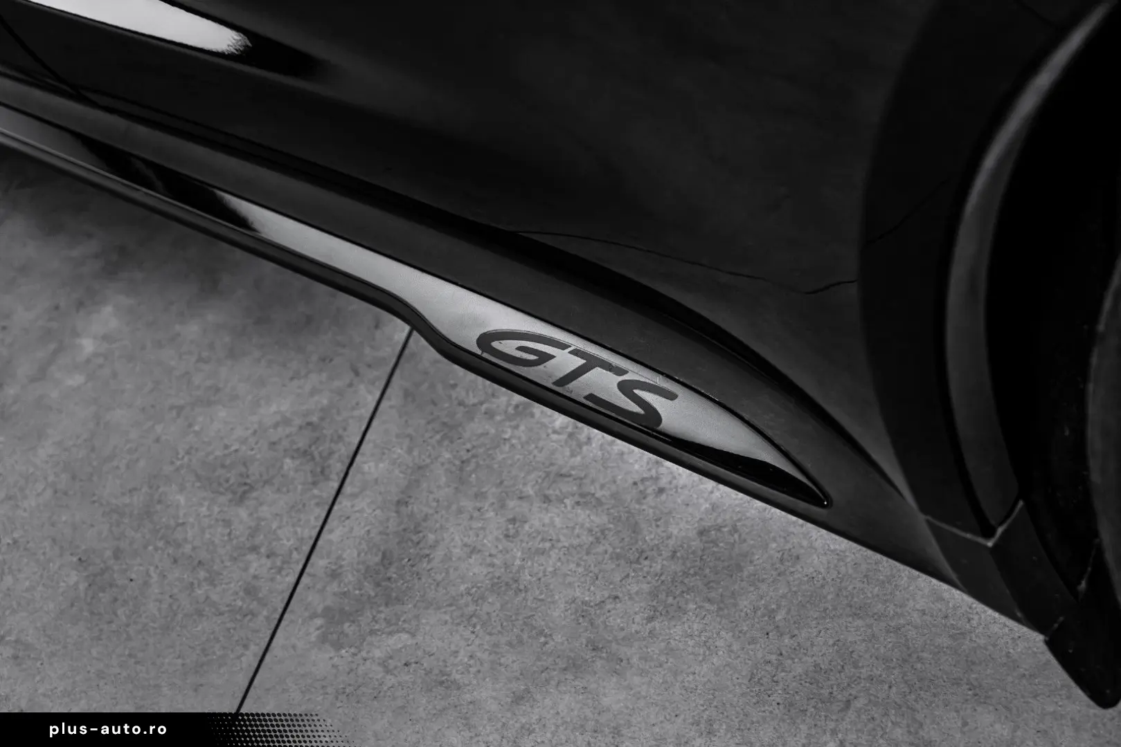 PORSCHE Taycan 2022 — imagine 12