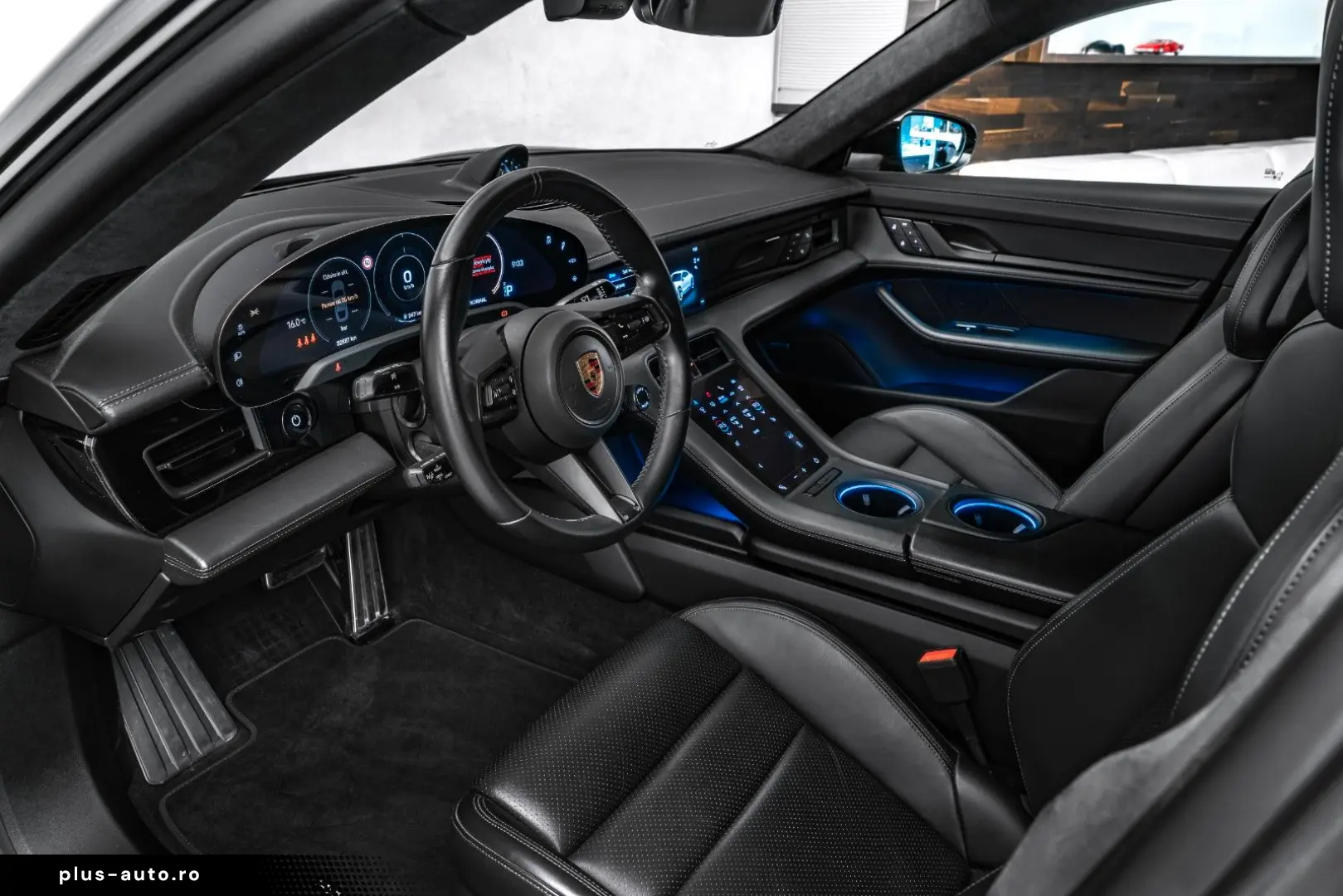 PORSCHE Taycan 2022 — imagine 13