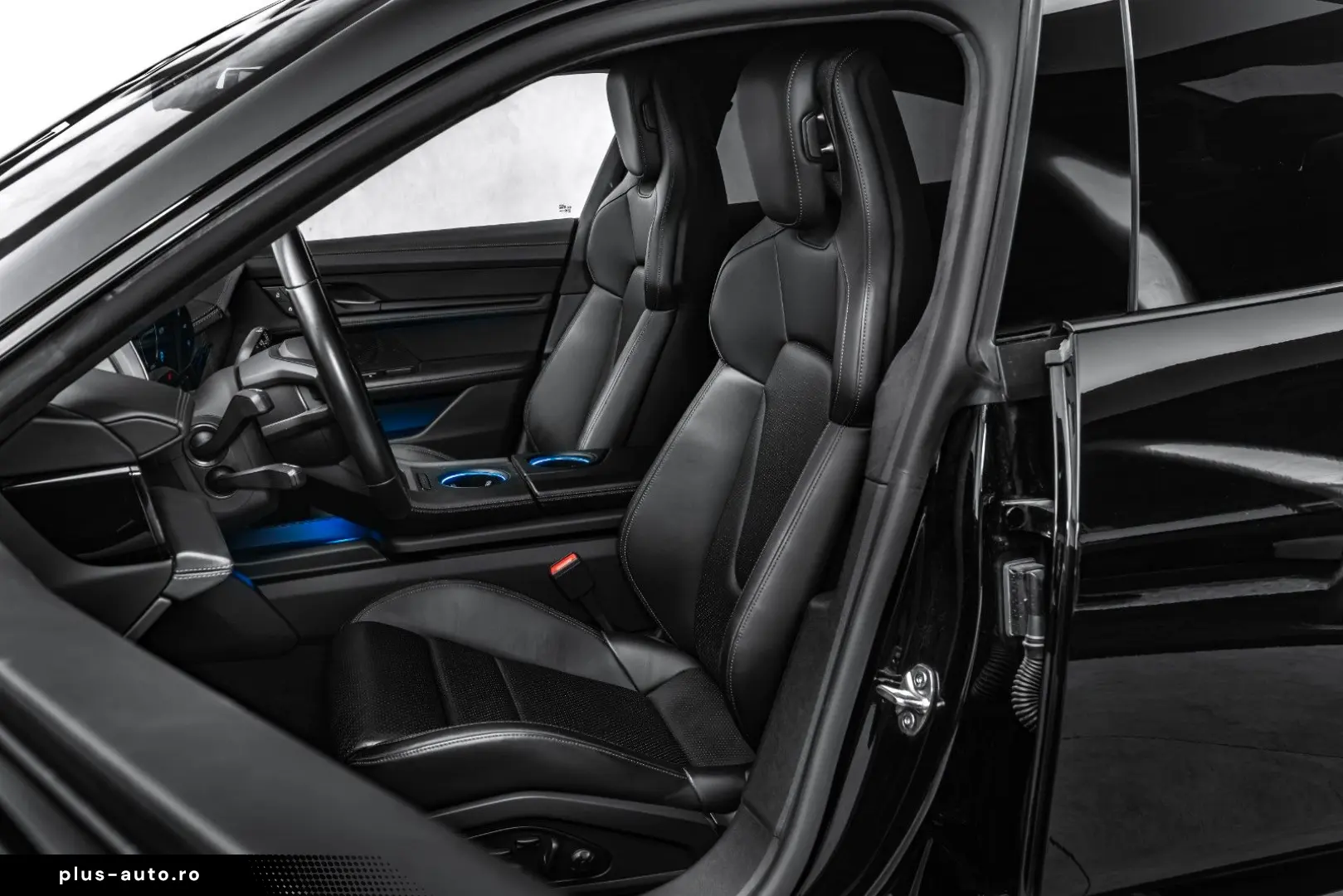 PORSCHE Taycan 2022 — imagine 15