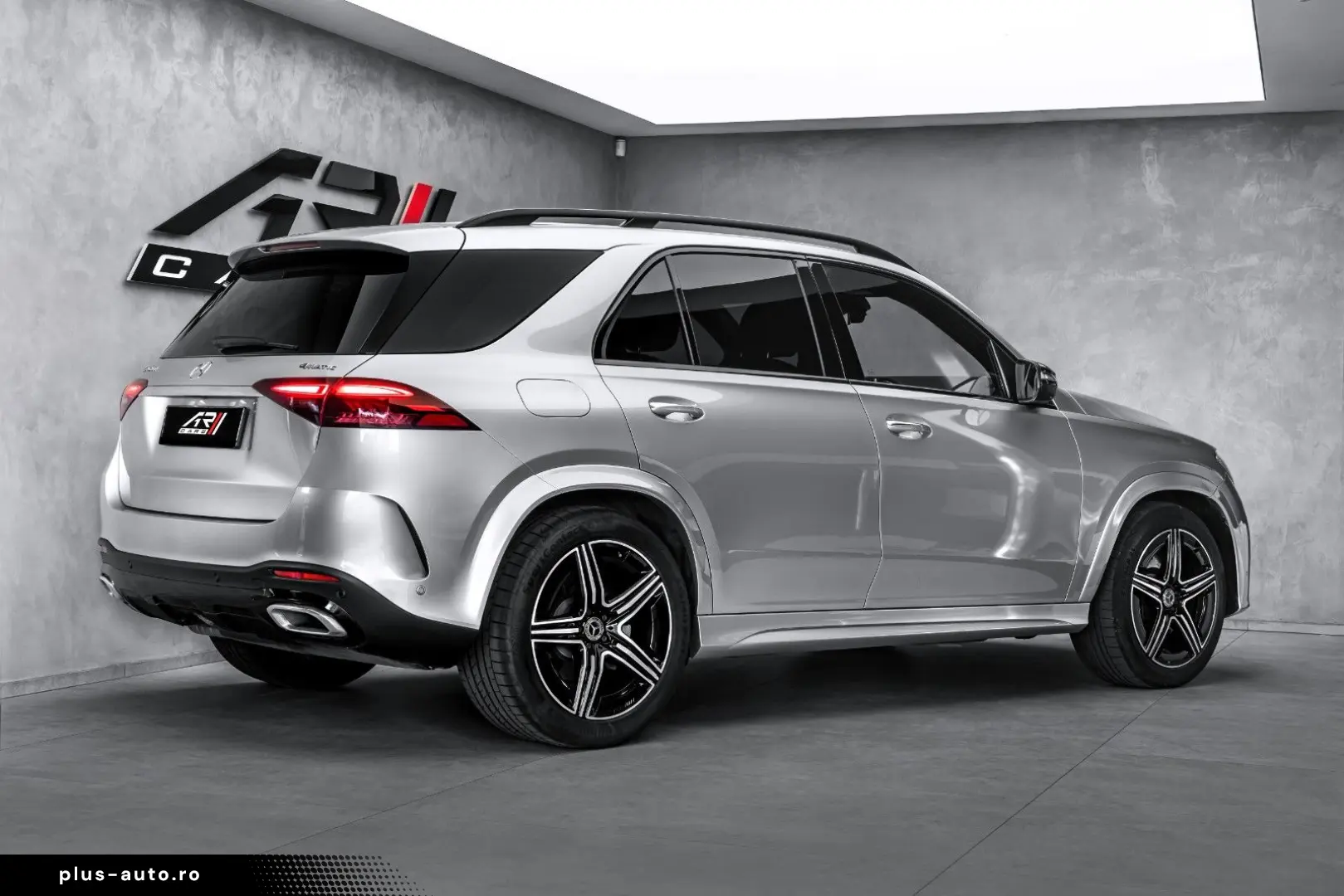 MERCEDES-BENZ GLE 2025 — imagine 5