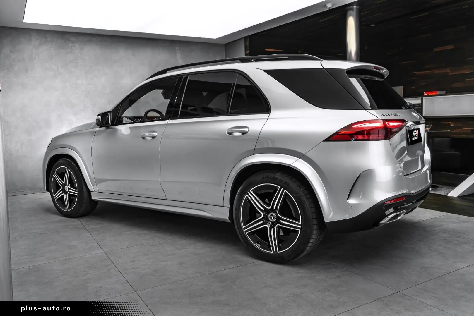 MERCEDES-BENZ GLE 2025 — imagine 7