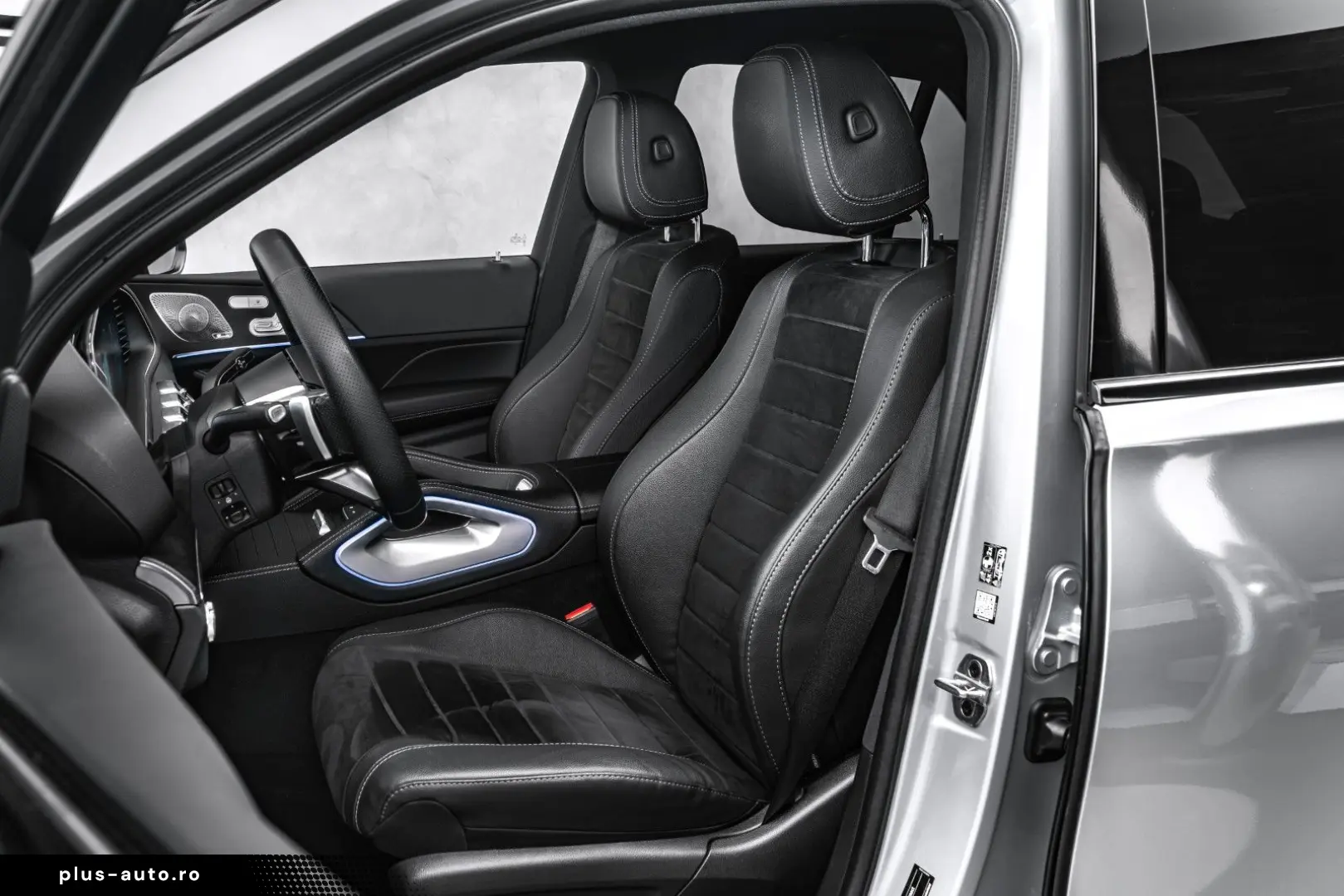 MERCEDES-BENZ GLE 2025 — imagine 12