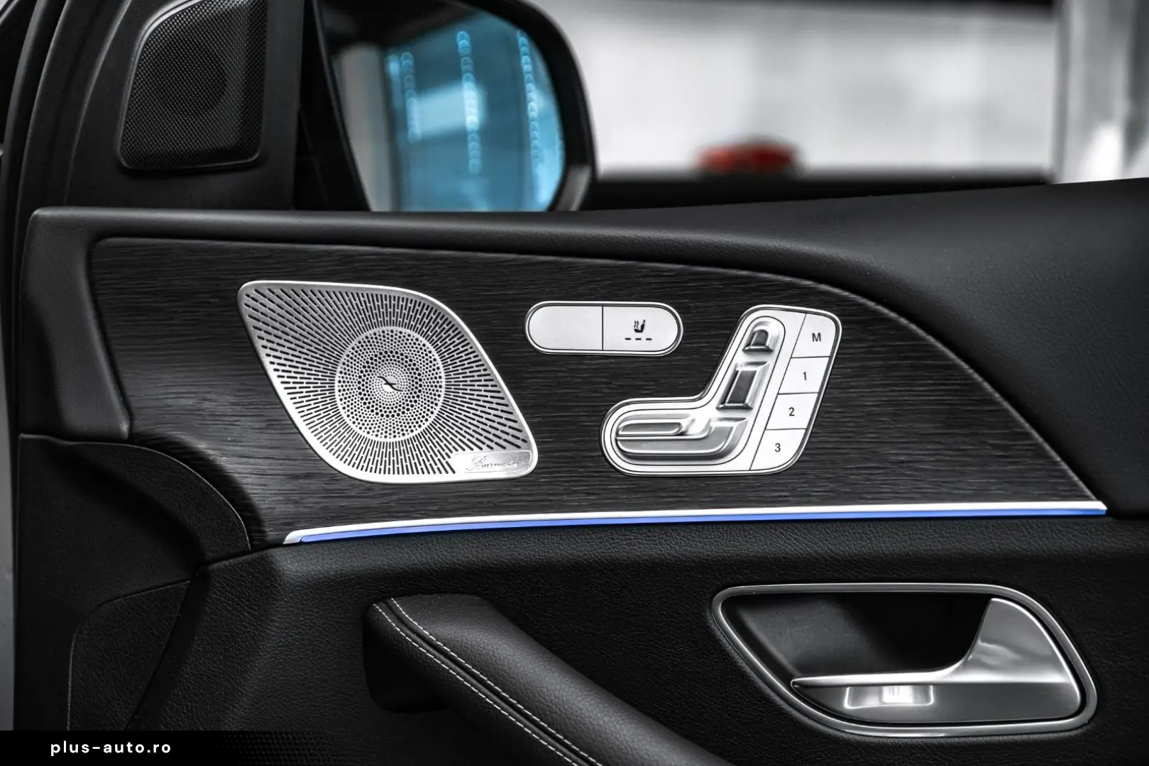 MERCEDES-BENZ GLE 2025 — imagine 18