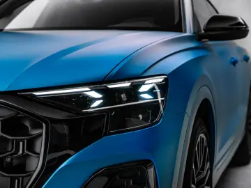 AUDI Q8 50 TDI Q S-line Matrix Stand Luft
