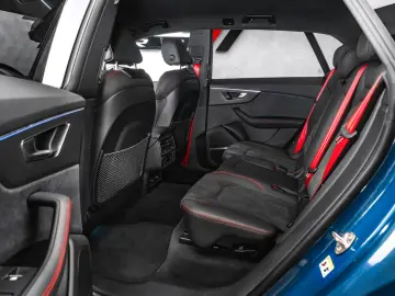 AUDI Q8 50 TDI Q S-line Matrix Stand Luft