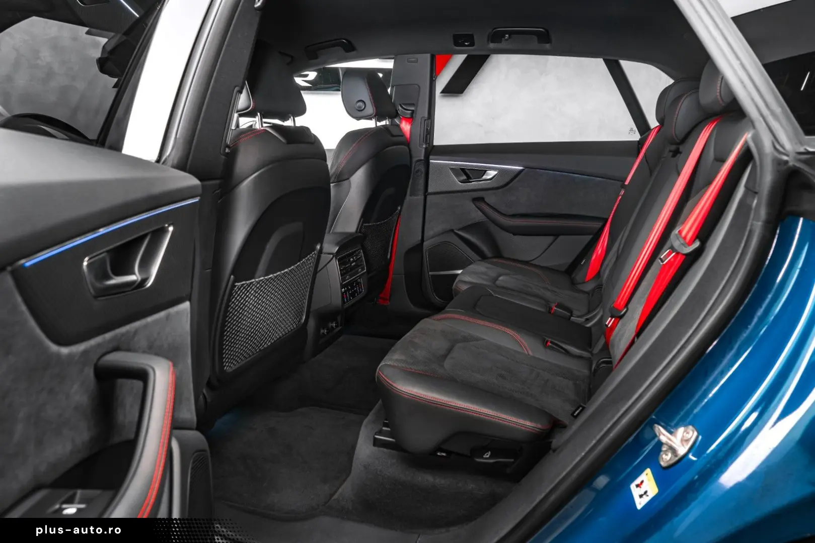 AUDI Q8 2024 — imagine 12