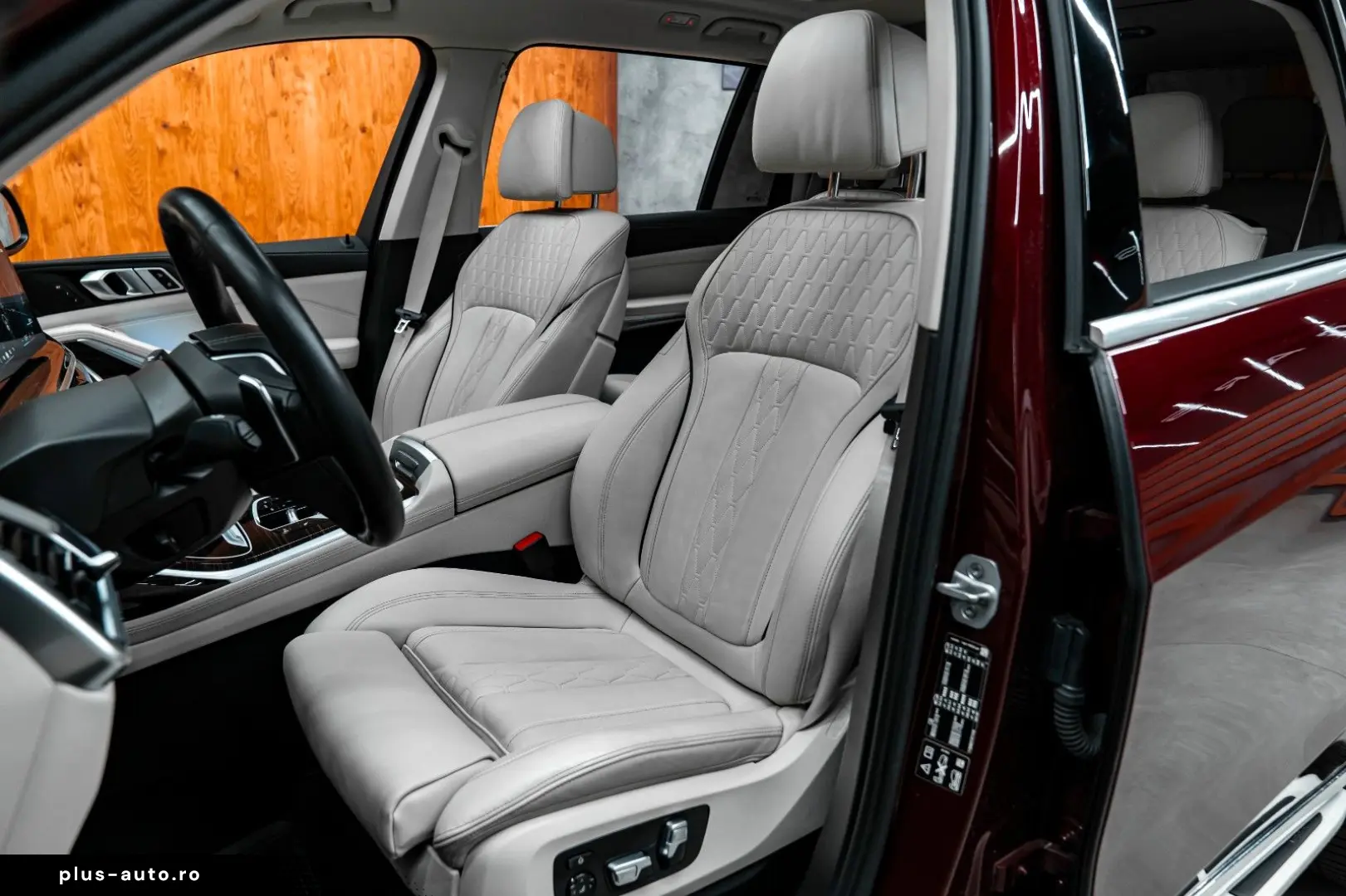 BMW X7 2023 — imagine 8
