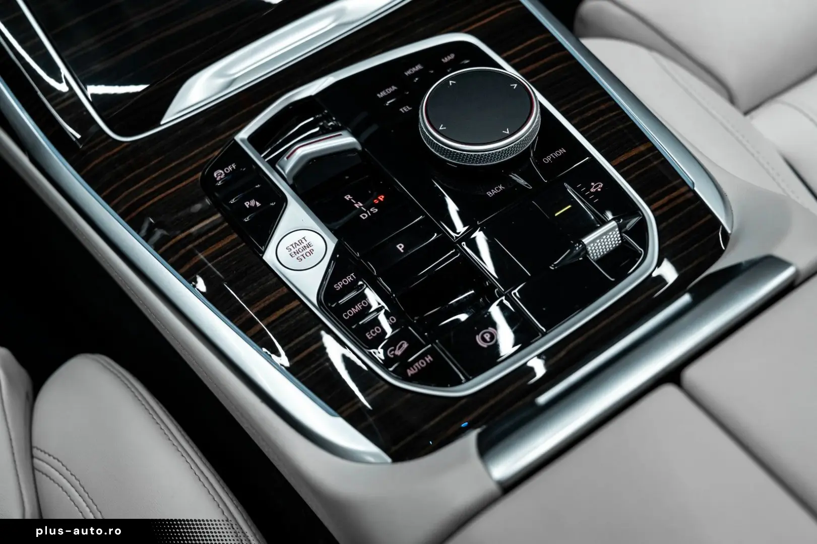 BMW X7 2023 — imagine 12