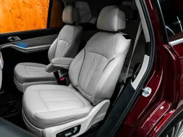 BMW X7 xDrive 40 i
