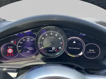 PORSCHE Cayenne E-Hybrid Luftfederung AD Niveau El. Pano
