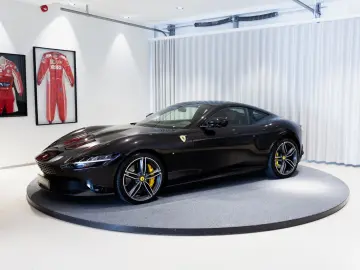 FERRARI Roma