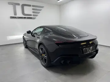 FERRARI Roma 3.9 T V8 DCT  Display  Lüftung