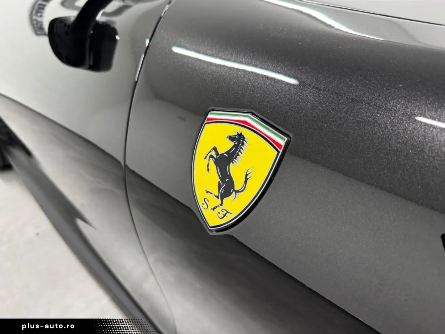 FERRARI Roma 3.9 T V8 DCT  Display  Lüftung