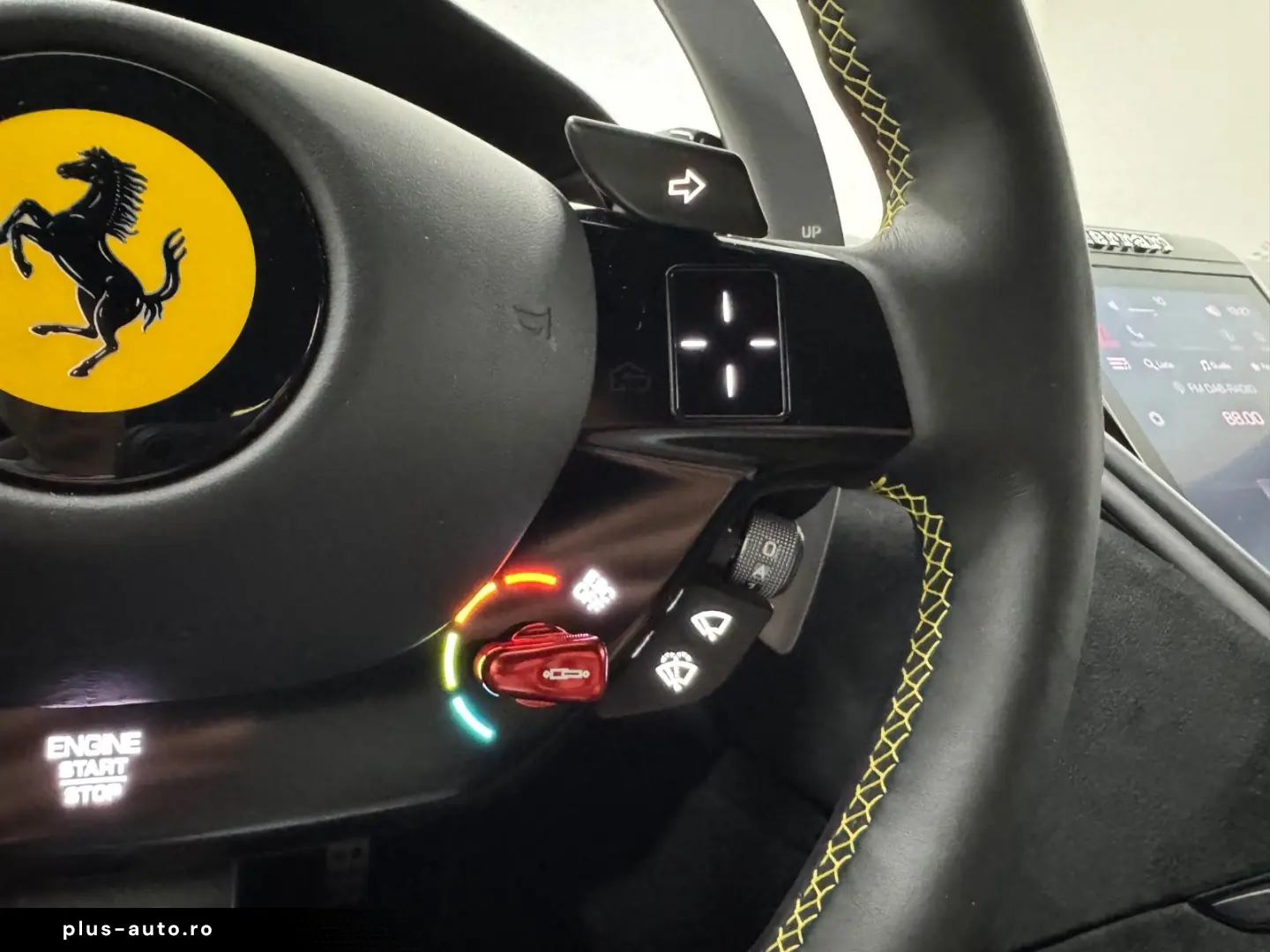 FERRARI Roma 3.9 T V8 DCT  Display  Lüftung