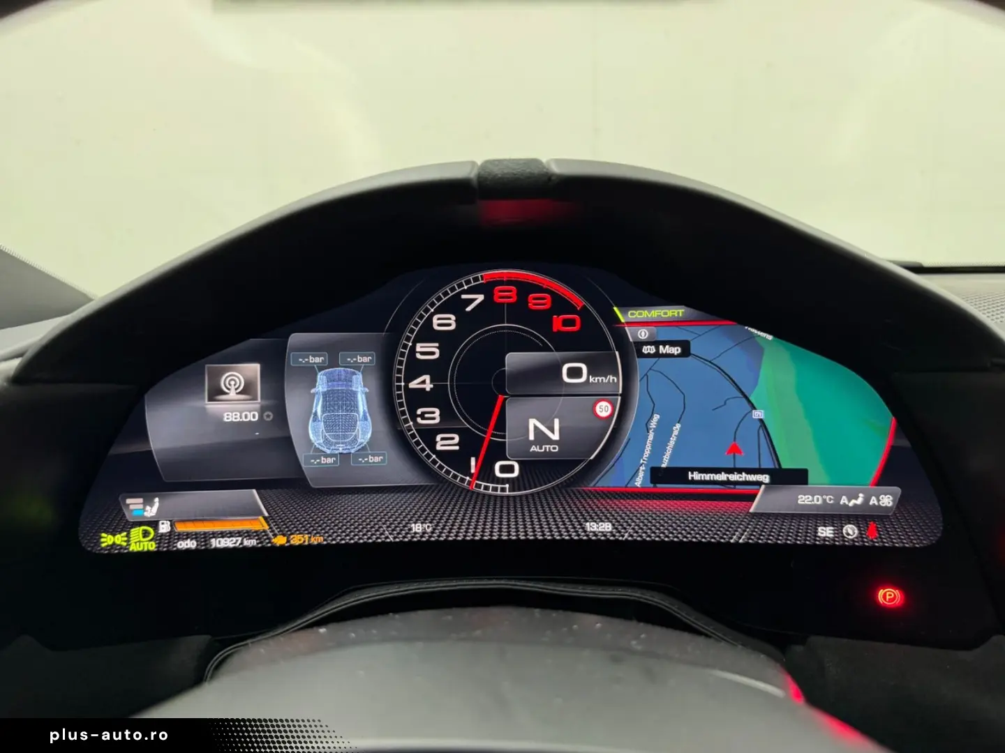 FERRARI Roma 3.9 T V8 DCT  Display  Lüftung