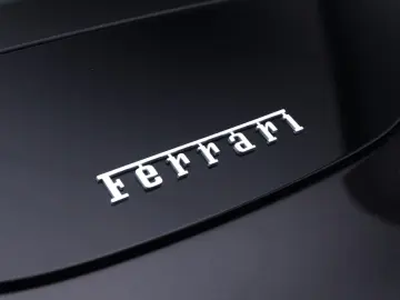 FERRARI Roma      Ferrari Frankfurt